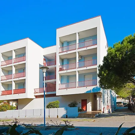 Διαμέρισμα Urano With A Family Bedroom For 4 People And Private Locked Garage Μπιμπιόνε