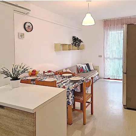 Urano With A Family Bedroom For 4 People And Private Locked Garage * Μπιμπιόνε