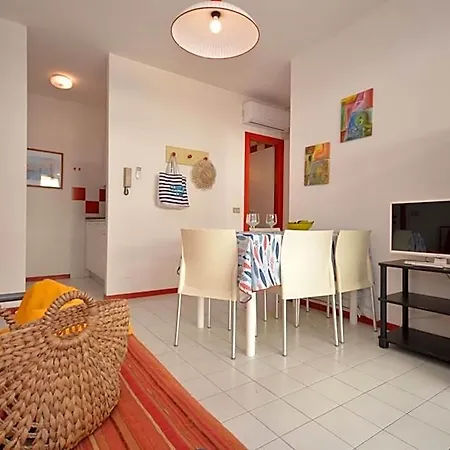 Urano With A Family Bedroom For 4 People And Private Locked Garage * Bibione