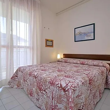 Urano With A Family Bedroom For 4 People And Private Locked Garage * Bibione